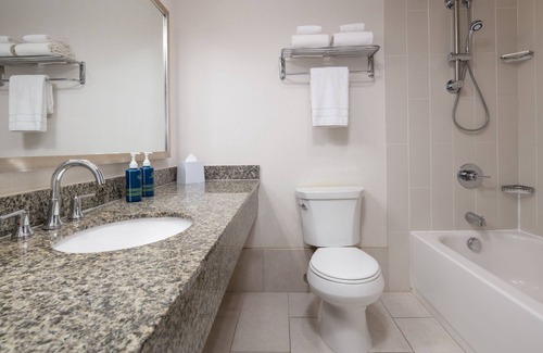 Puget Hotel | Discover Four Points by Sheraton Bellingham Hotel & Conference