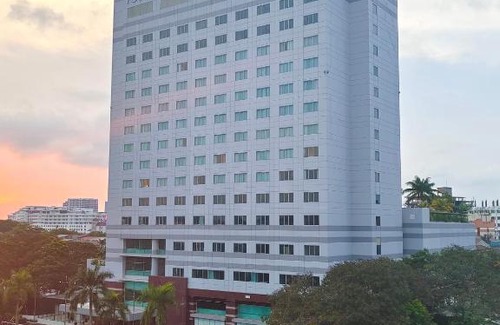 Lubuk Baja Hotel | Experience Four Points by Sheraton Batam with Ocean Views