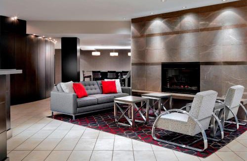Mississauga Hotel | Pet-Friendly Four Points by Sheraton in Mississauga
