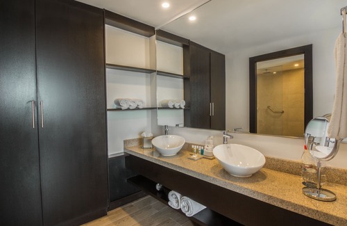 Cuenca Hotel | Eco-Friendly Retreat at Four Points By Sheraton Cuenca