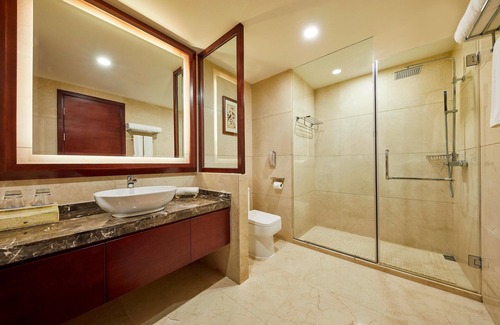 Danzhou Hotel | Affordable Comfort at Four Points By Sheraton Danzhou