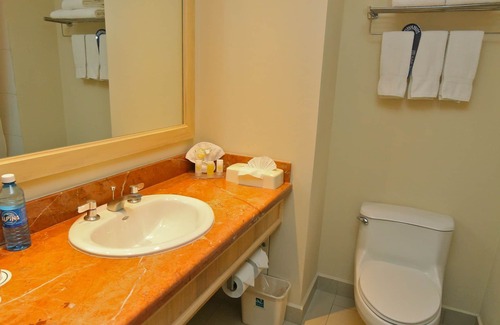 La Caleta Hotel | Relax at Quality Hotel Real Aeropuerto Santo Domingo