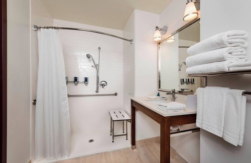 Barker Hotel | Inviting Four Points by Sheraton Houston Energy Corridor