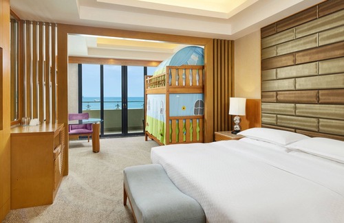 Tianya District Hotel | Discover Four Points by Sheraton Hainan, Sanya - Top Amenities