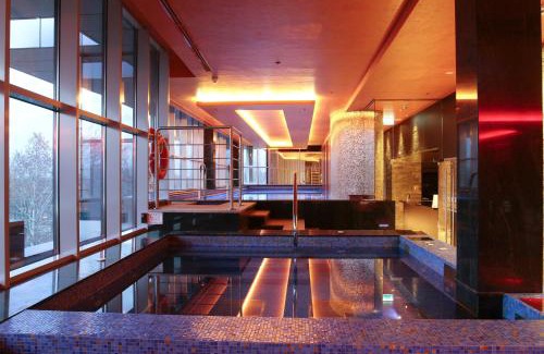 Kecskemet Hotel | Elegant Four Points by Sheraton Kecskemét: Spa & Pool Retreat