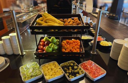 Kecskemet Hotel | Elegant Four Points by Sheraton Kecskemét: Spa & Pool Retreat