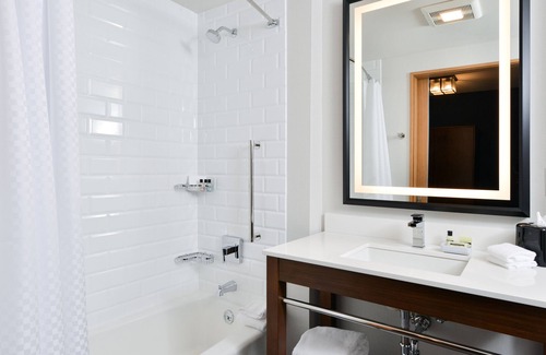 Olathe Hotel | Top-Rated Four Points by Sheraton Kansas City Olathe Stay