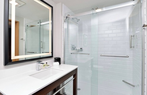 Olathe Hotel | Top-Rated Four Points by Sheraton Kansas City Olathe Stay