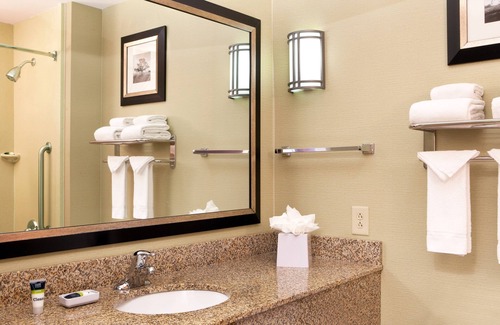 Southwind Hotel | Comfortable Stay at Four Points by Sheraton Memphis Southwind