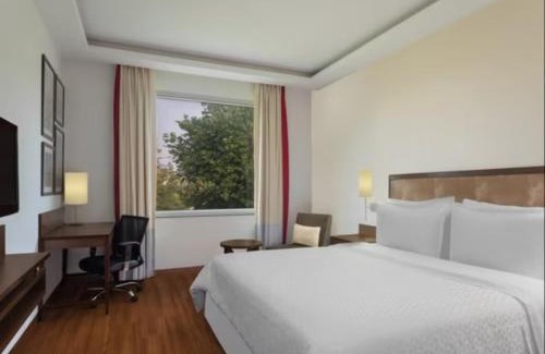 South West Hotel | Elegant Four Points by Sheraton New Delhi, Airport Highway