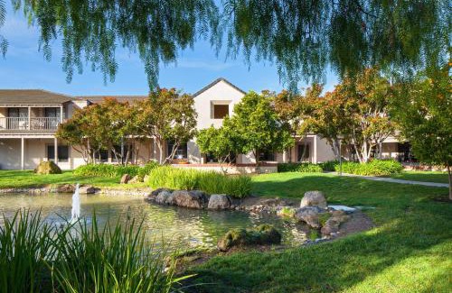 Pleasanton Hotel | Experience Four Points by Sheraton - Pleasanton with Ocean Views