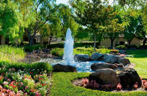 Pleasanton Hotel | Experience Four Points by Sheraton - Pleasanton with Ocean Views