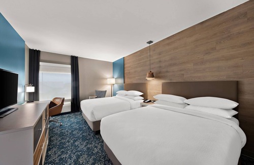 Plano Hotel | Inviting Four Points by Sheraton Plano with Pool & Spa