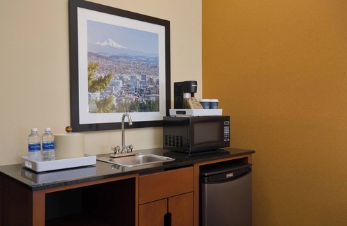 Wilkes East Hotel | Discover Four Points By Sheraton Portland East's Spa Retreat
