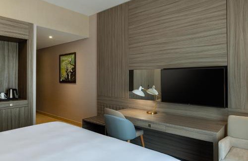 Dubai Production City Hotel | Discover Four Points by Sheraton in Dubai's Production City