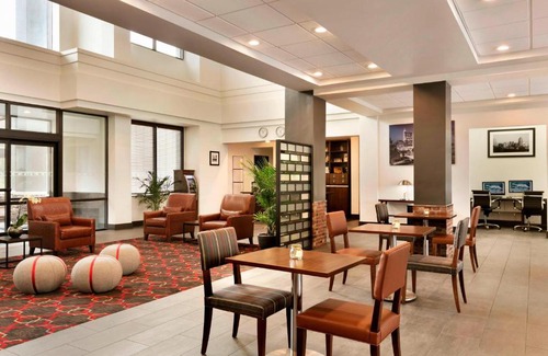 Northeast Raleigh Hotel | Discover Four Points by Sheraton Raleigh North Hotel Stay