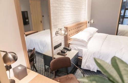 Qingpu Hotel | Comfortable Four Points by Sheraton Shanghai Hongqiao Stay