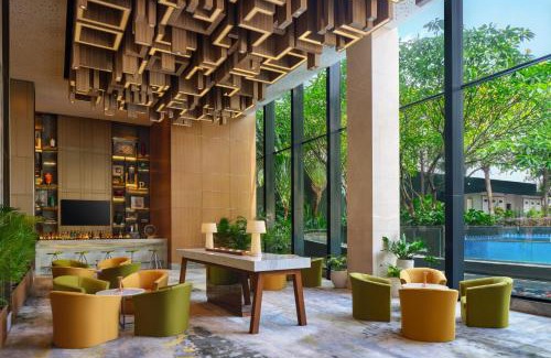 Surabaya Hotel | Premier Four Points by Sheraton Surabaya with Pool & Dining