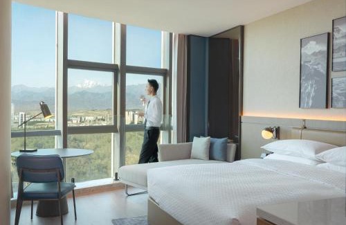 Midong District Hotel | Discover Four Points by Sheraton Urumqi: Family-Friendly Haven