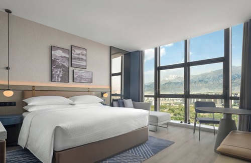 Midong District Hotel | Discover Four Points By Sheraton Urumqi: Rated 9/10 Stay