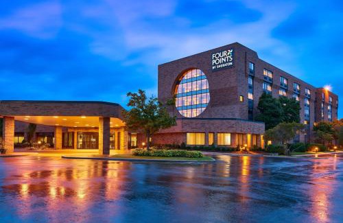 Brown Deer Hotel | Pet Friendly Four Points by Sheraton in Milwaukee North Shore