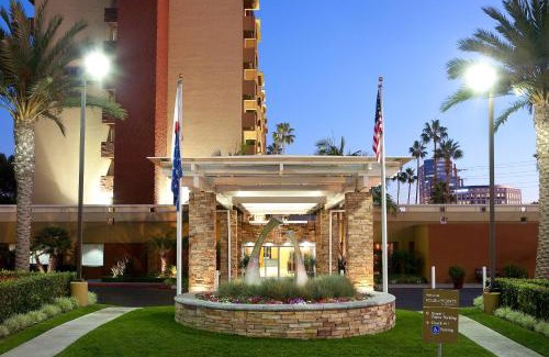 Fox Hills Hotel | Pet-Friendly Four Points by Sheraton Los Angeles Westside