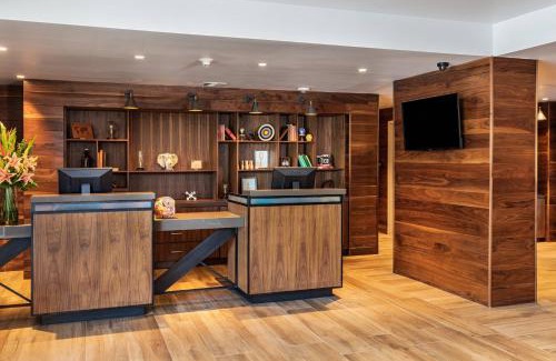 Fox Hills Hotel | Pet-Friendly Four Points by Sheraton Los Angeles Westside