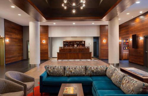 North Chesterfield Hotel | Relax at Four Points by Sheraton Richmond with Ocean Views