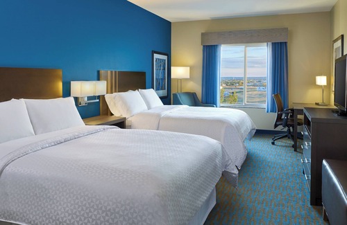 Williston Hotel | Discover Four Points by Sheraton Williston - Family-Friendly Stay