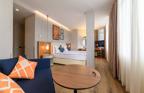 Talimhane Hotel | Relax at Four Points Express by Sheraton Istanbul Taksim