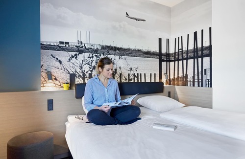 Tarnby Kommune Hotel | Convenient Zleep Hotel Near Copenhagen Airport with Breakfast