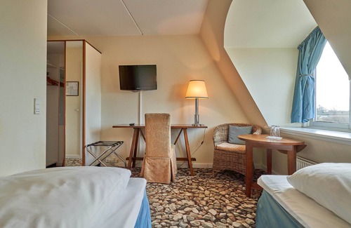 Koge Hotel | Discover Comfort at Zleep Hotel Køge with Family Amenities