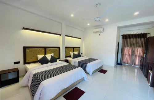 Mihintale Hotel | Relaxing Four Points Resort with Pool & Oceanfront Views