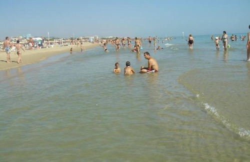 Tortoreto Lido Apartment | Beautiful B2 Apartment with Sea View, Steps from the Beach