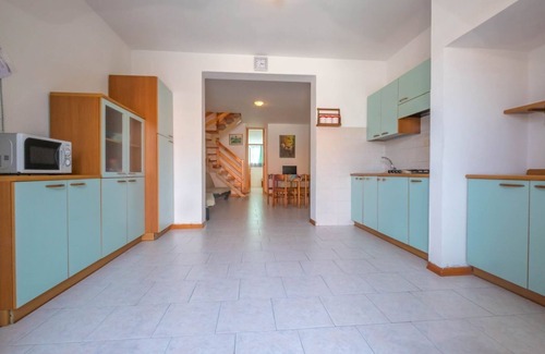 Lido delle Nazioni Villa | Spacious Four-Room House with Ocean View, 350m to Beach