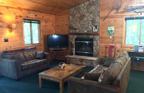 Lac du Flambeau House | Four-Season Family Rental Hidden by Squaw Lake in the Northwoods of Wisconsin