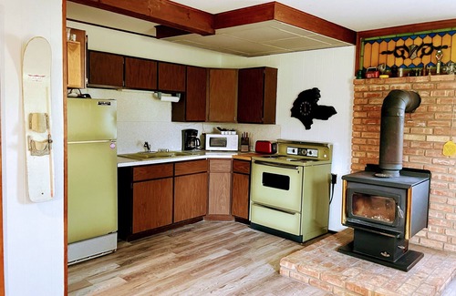 East Jordan House | Scenic Four Seasons Cottage at Ironton Shore Farms