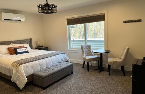 Lakeville Bed & Breakfast | Oceanfront Retreat: Four Seasons For Fun Bed & Breakfast