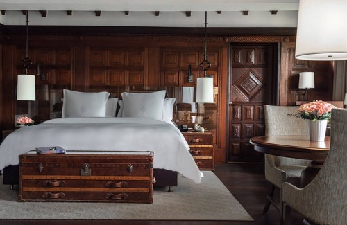 Financial District Hotel | Experience Elegance at Four Seasons Hotel Bogotá Casa Medina