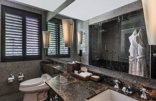 Financial District Hotel | Experience Elegance at Four Seasons Hotel Bogotá Casa Medina