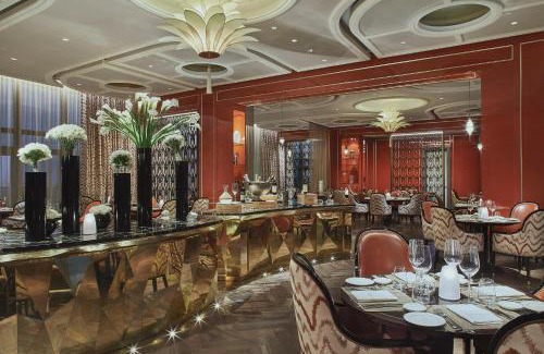 Senayan Hotel | Experience Elegance at Four Seasons Hotel Jakarta