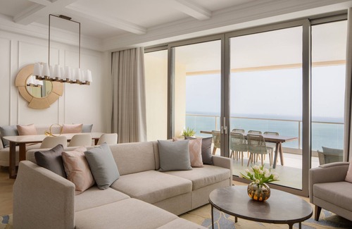 Doha Hotel | Indulge at Four Seasons Resort And Residences At The Pearl