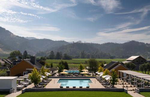Calistoga Resort | Experience Four Seasons Resort Napa Valley with Ocean Views