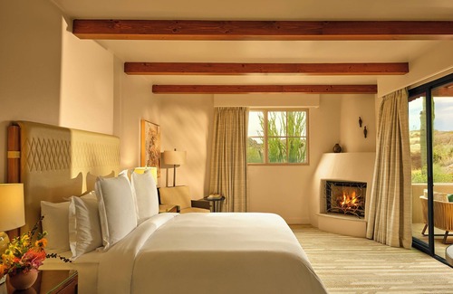 Troon North Resort | Indulge at Four Seasons Resort Scottsdale: Spa & Pool Retreat
