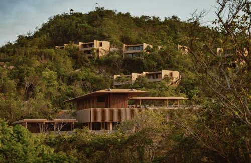 La Manzanilla Resort | Experience Elegance at Four Seasons Resort Tamarindo, México