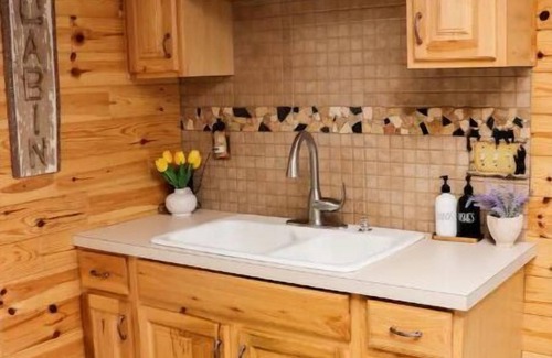 Gladwin House | Unforgettable Four Seasons Retreat with Ocean Views & Spa