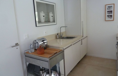 Lorgues Apartment | Relaxing Gite with Private Pool in Scenic Surroundings