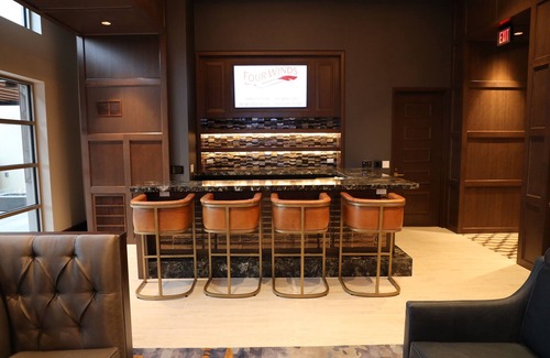 South Bend Hotel | Discover Four Winds Casino South Bend: Guest Rated 9.4