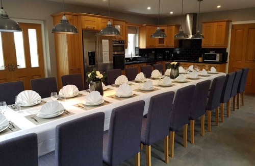 Kinsale House | Exquisite Four Winds in Kinsale: Ocean View & Pool Access