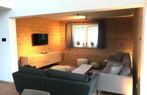 Blankenburg Ski Chalet | Experience FourElements Grand Chalet: Family-Friendly Escape